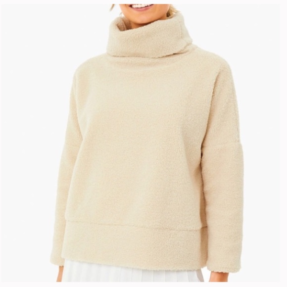 Tuckernuck Sweaters - Tuckernuck Rollins Teddy Fleece Cream Pullover Medium